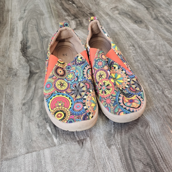 Willow Multicolor Patterned Flats - Picture 2 of 4